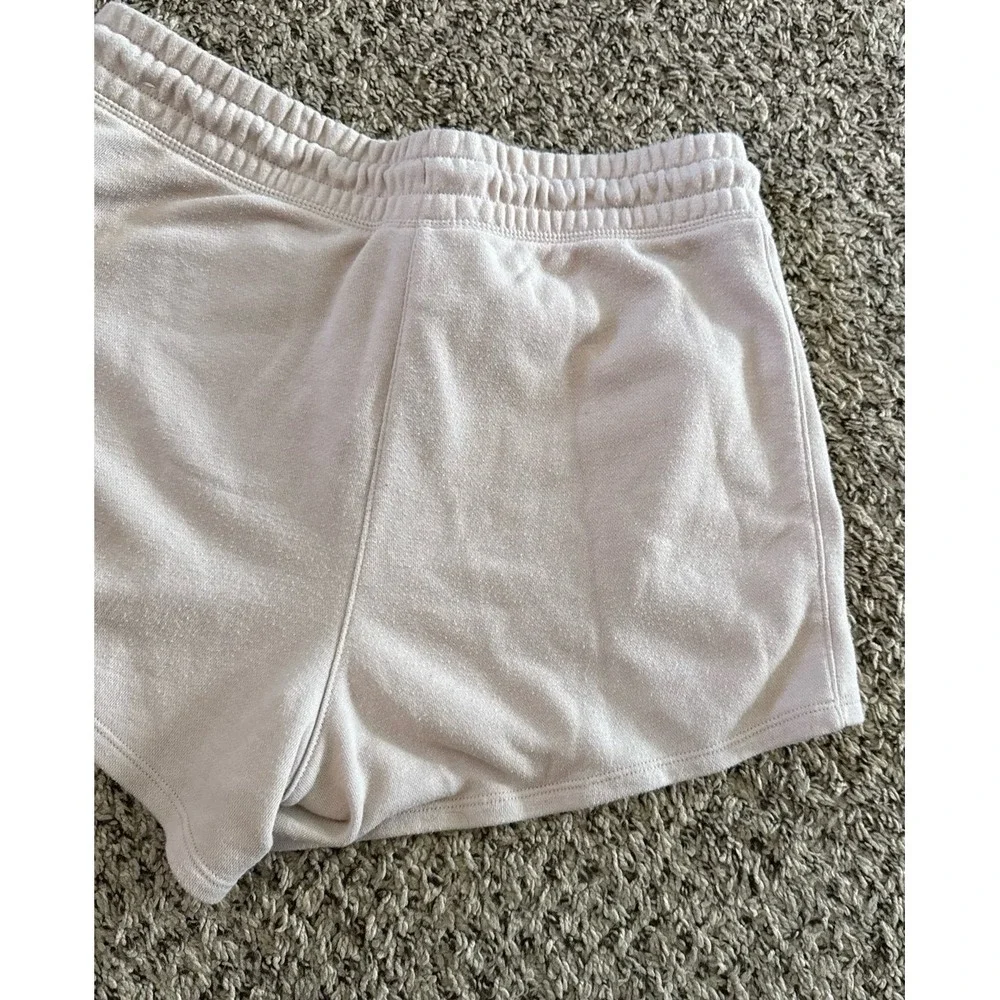 Reebok Women's Tan Y2K Sweat‎ Shorts Size Medium